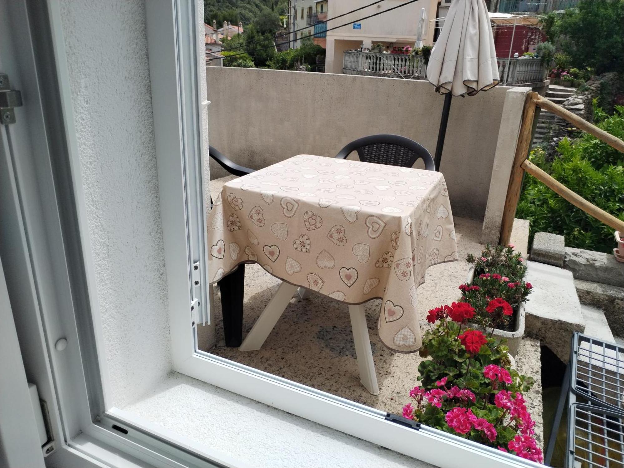 Nevija Apartment *