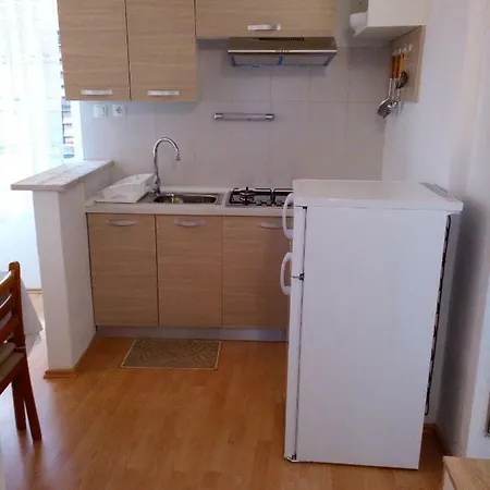 Apartments Nevija Valun Exterior photo